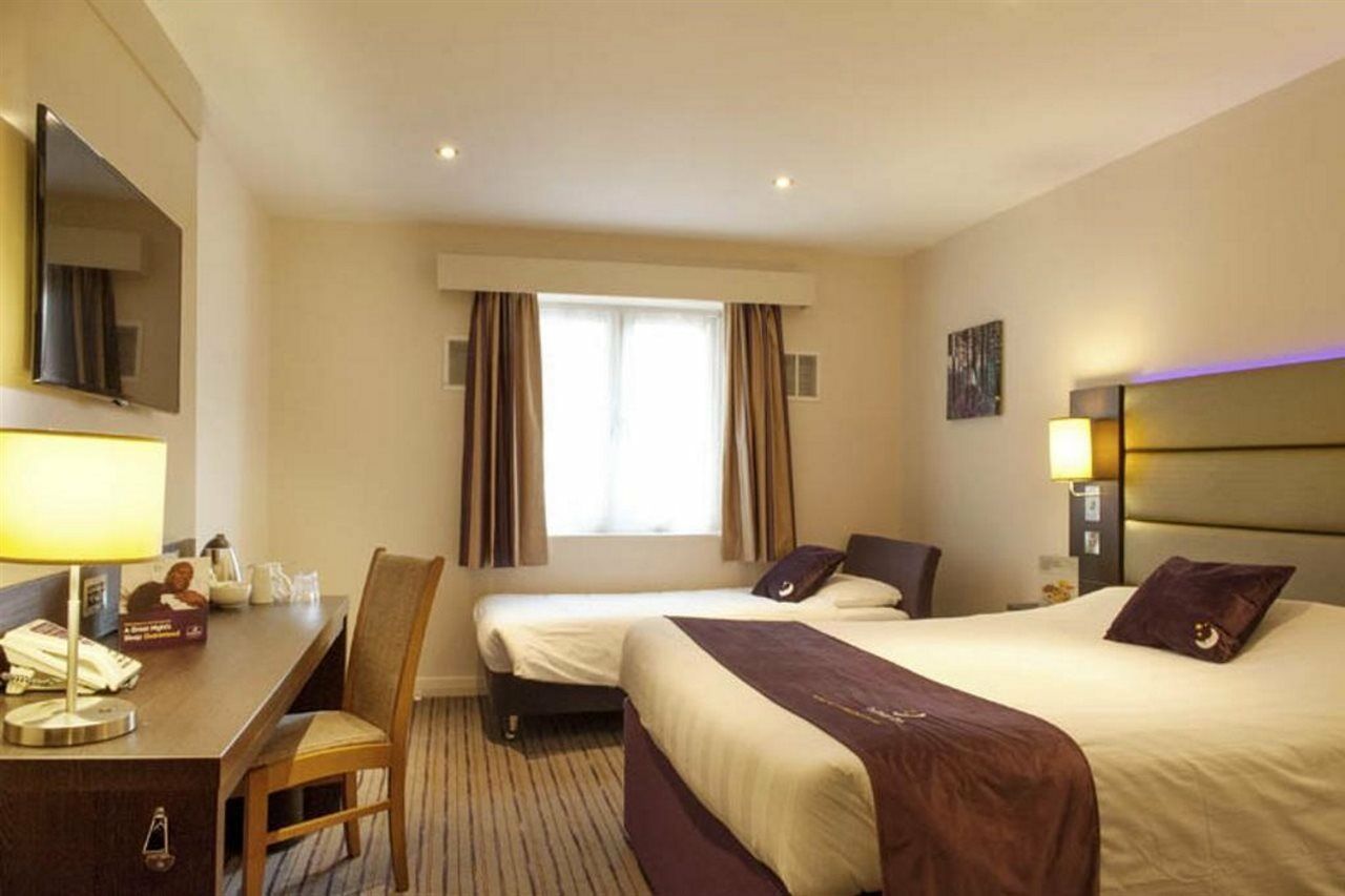 Premier Inn London Heathrow M4/J4 Hillingdon Exteriér fotografie